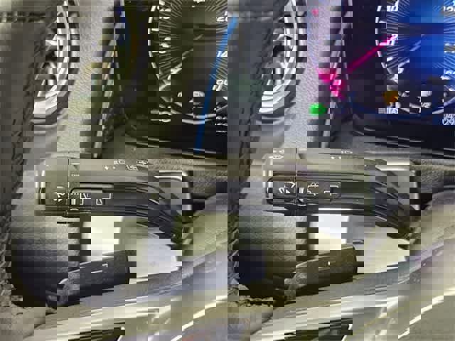 Used 2025 Mercedes-Benz GLB 250 GLB 250 image 27