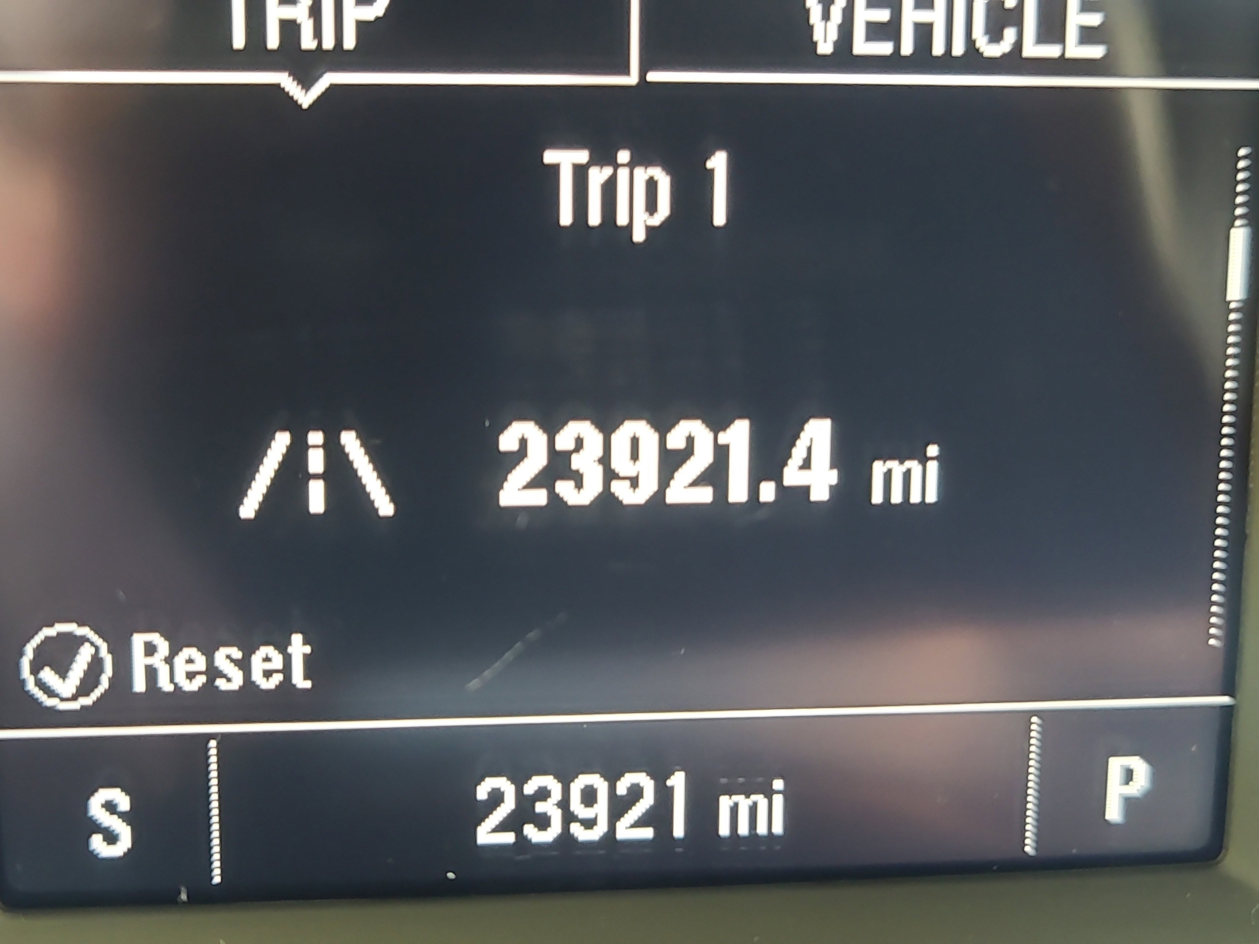 Used 2024 Chevrolet Trax RS image 24