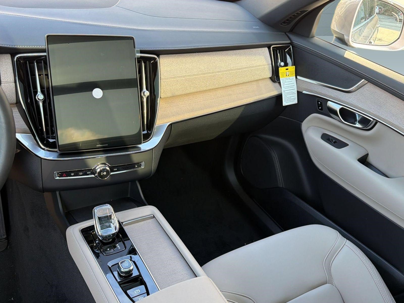 New 2026 Volvo XC90 B6 Plus w/ Protection Package AWD/4WD image 27