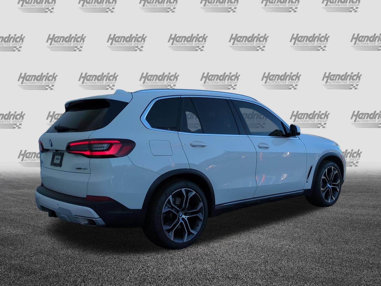 Certified 2023 BMW X5 xDrive40i w/ Premium Package AWD/4WD image 8