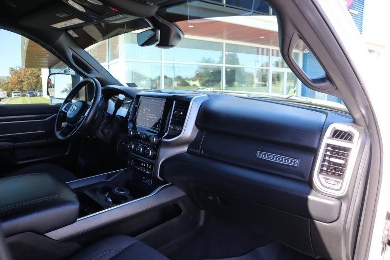 Used 2020 RAM 2500 Big Horn w/ Night Edition AWD/4WD image 21
