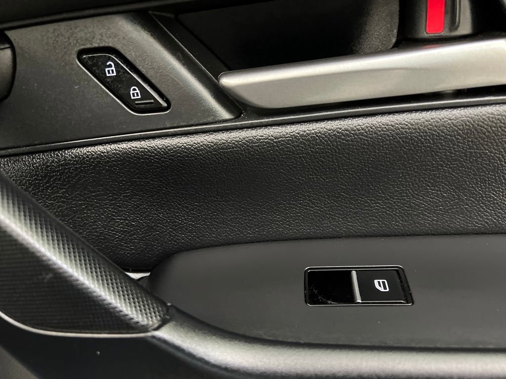 Used 2025 MAZDA CX-50 AWD 2.5 S w/ Premium Package image 25