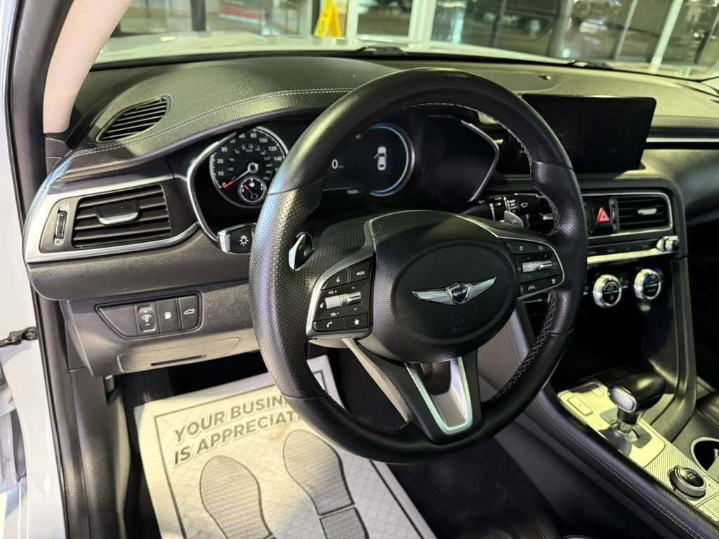 Used 2022 Genesis G70 2.0T w/ Prestige Package image 17