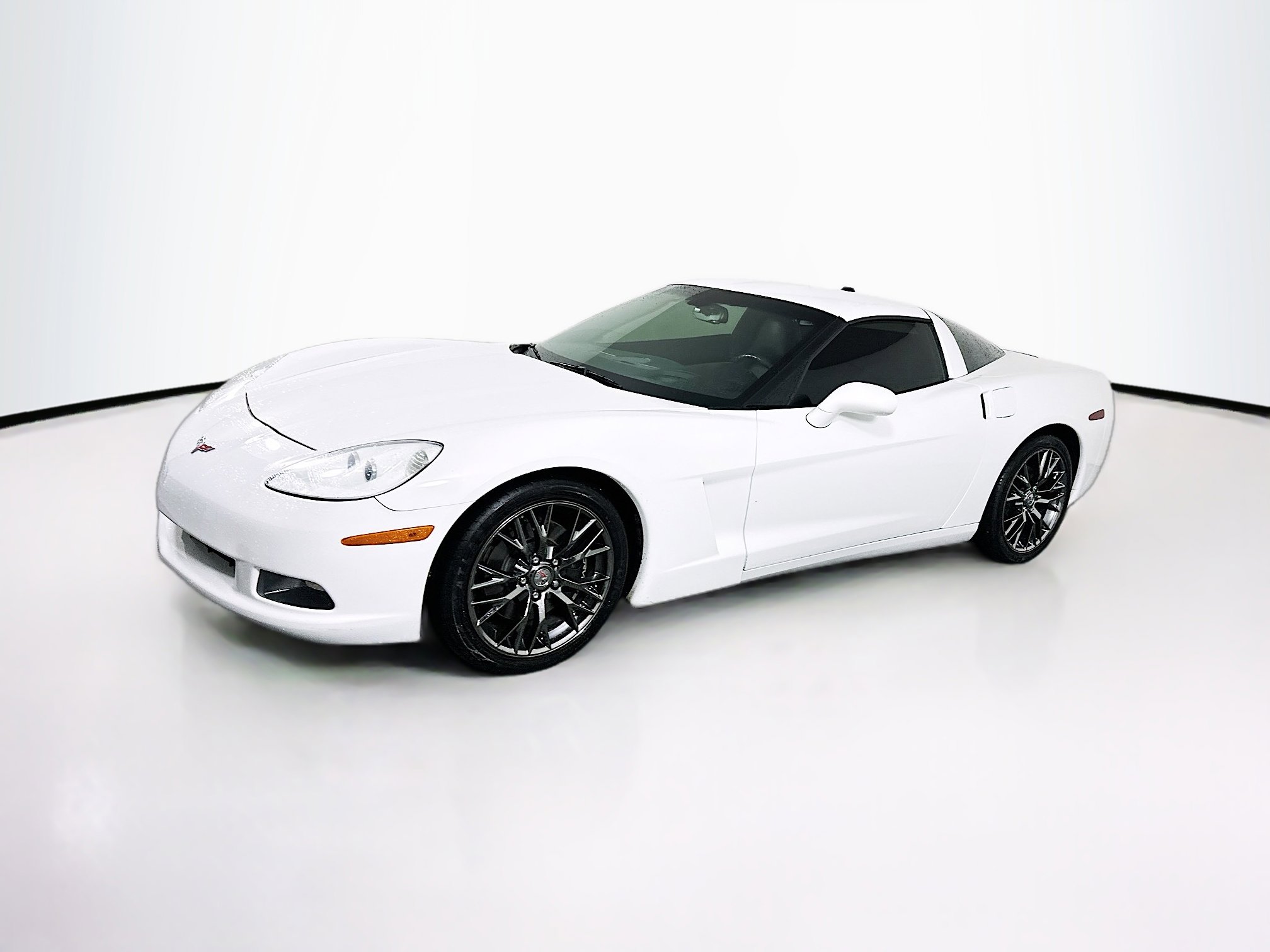 Used 2005 Chevrolet Corvette Coupe w/ Preferred Equipment Group image 3