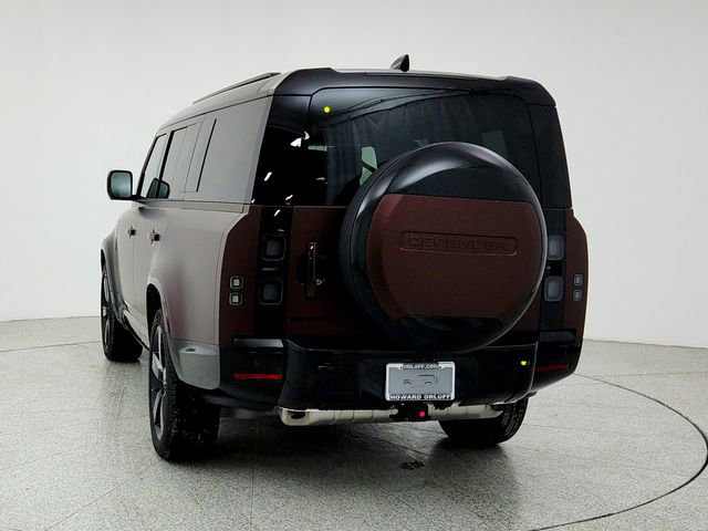 New 2026 Land Rover Defender 130 X-Dynamic SE image 6