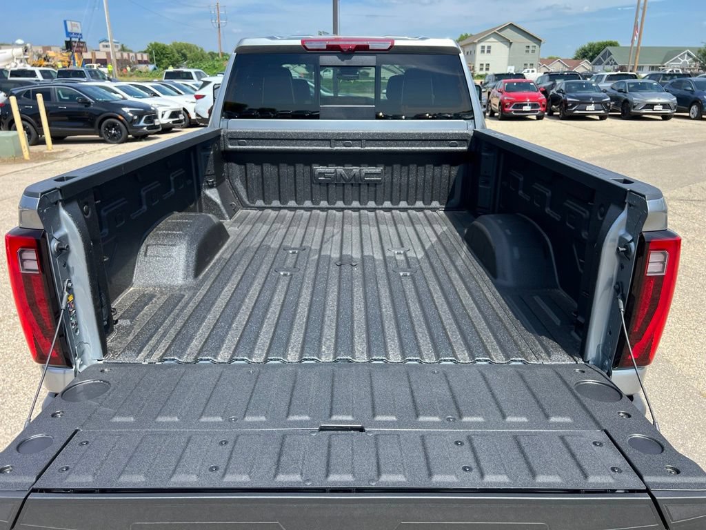 New 2026 GMC Sierra 2500 Denali Ultimate w/ LPO, Black Badging Package AWD/4WD image 16
