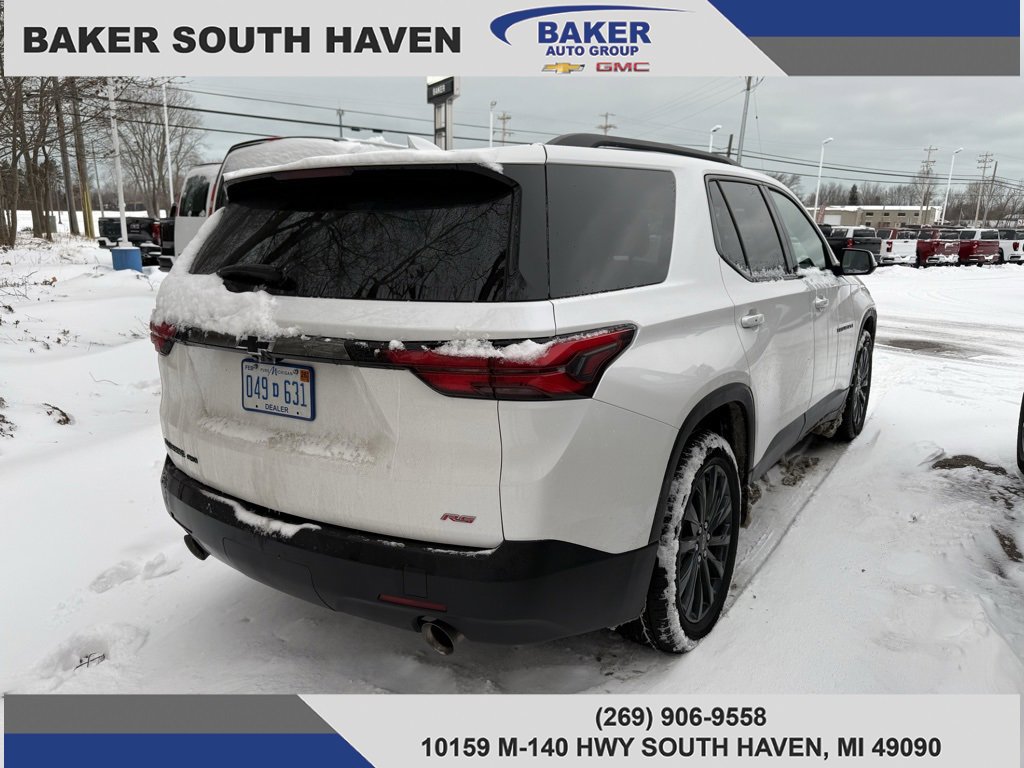 Used 2023 Chevrolet Traverse RS image 5