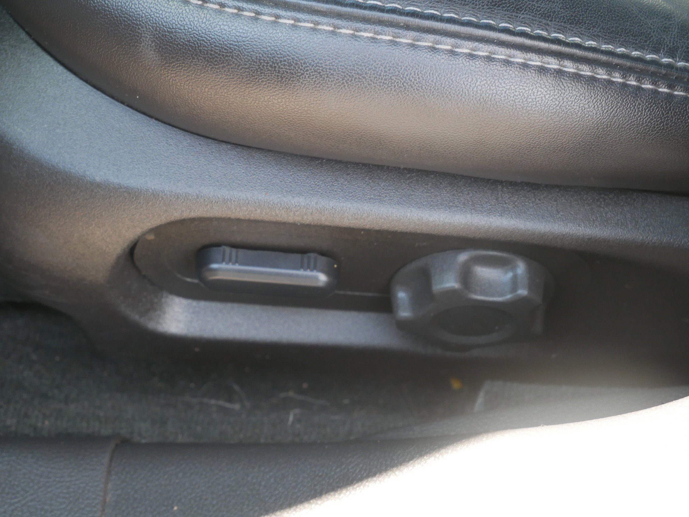 Used 2016 Ford Taurus SEL w/ Equipment Group 201A image 20