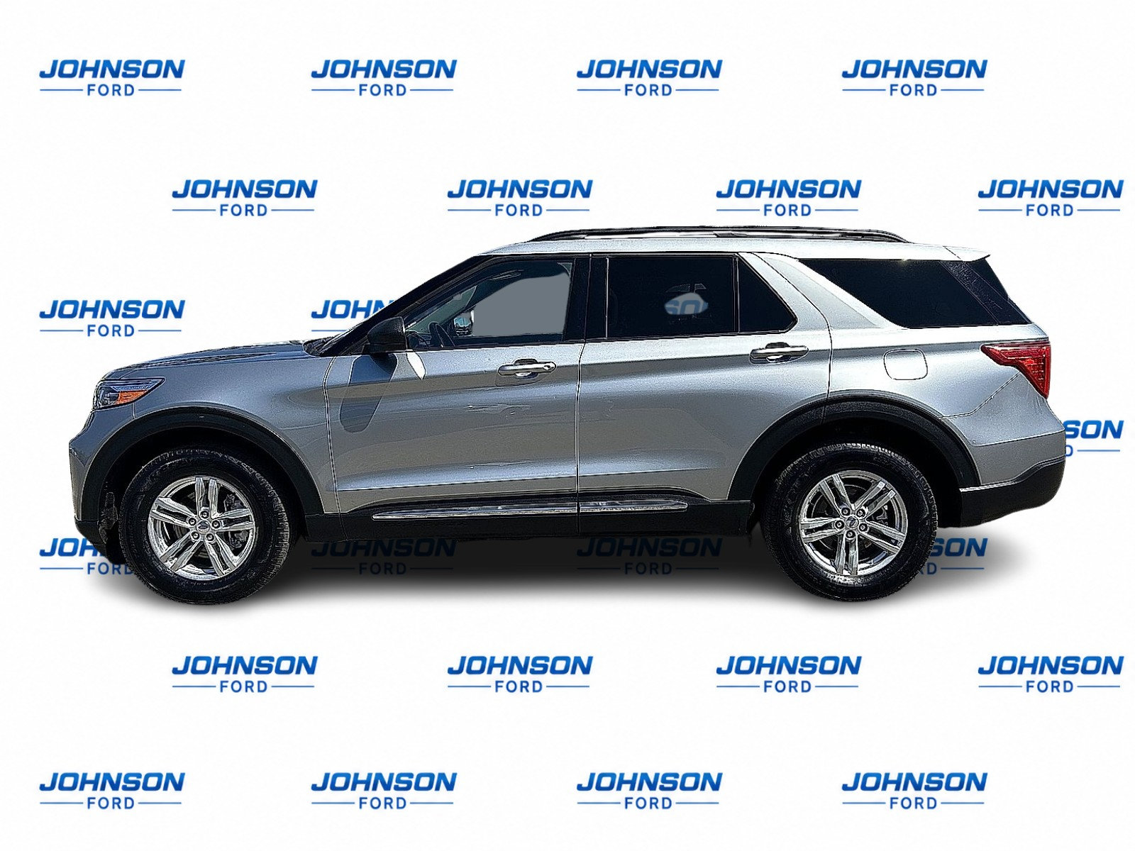 Used 2023 Ford Explorer XLT w/ Equipment Group 202A AWD/4WD image 2