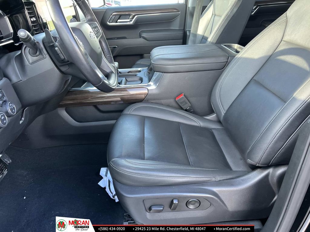 Used 2023 Chevrolet Silverado 1500 LT Trail Boss w/ Convenience Package II image 16