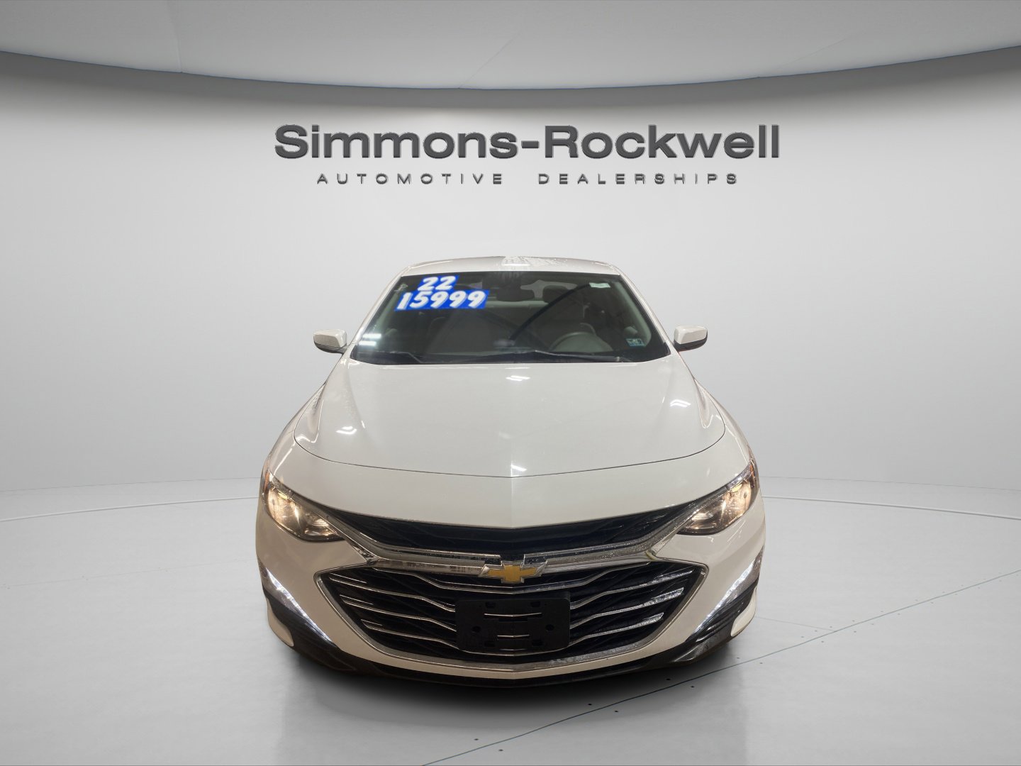 Used 2022 Chevrolet Malibu LT image 2