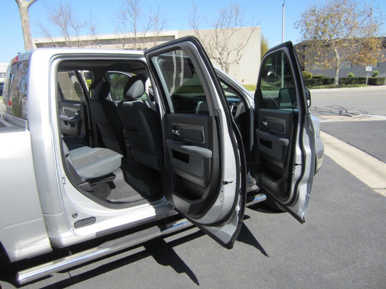 Used 2016 RAM 1500 Big Horn image 12