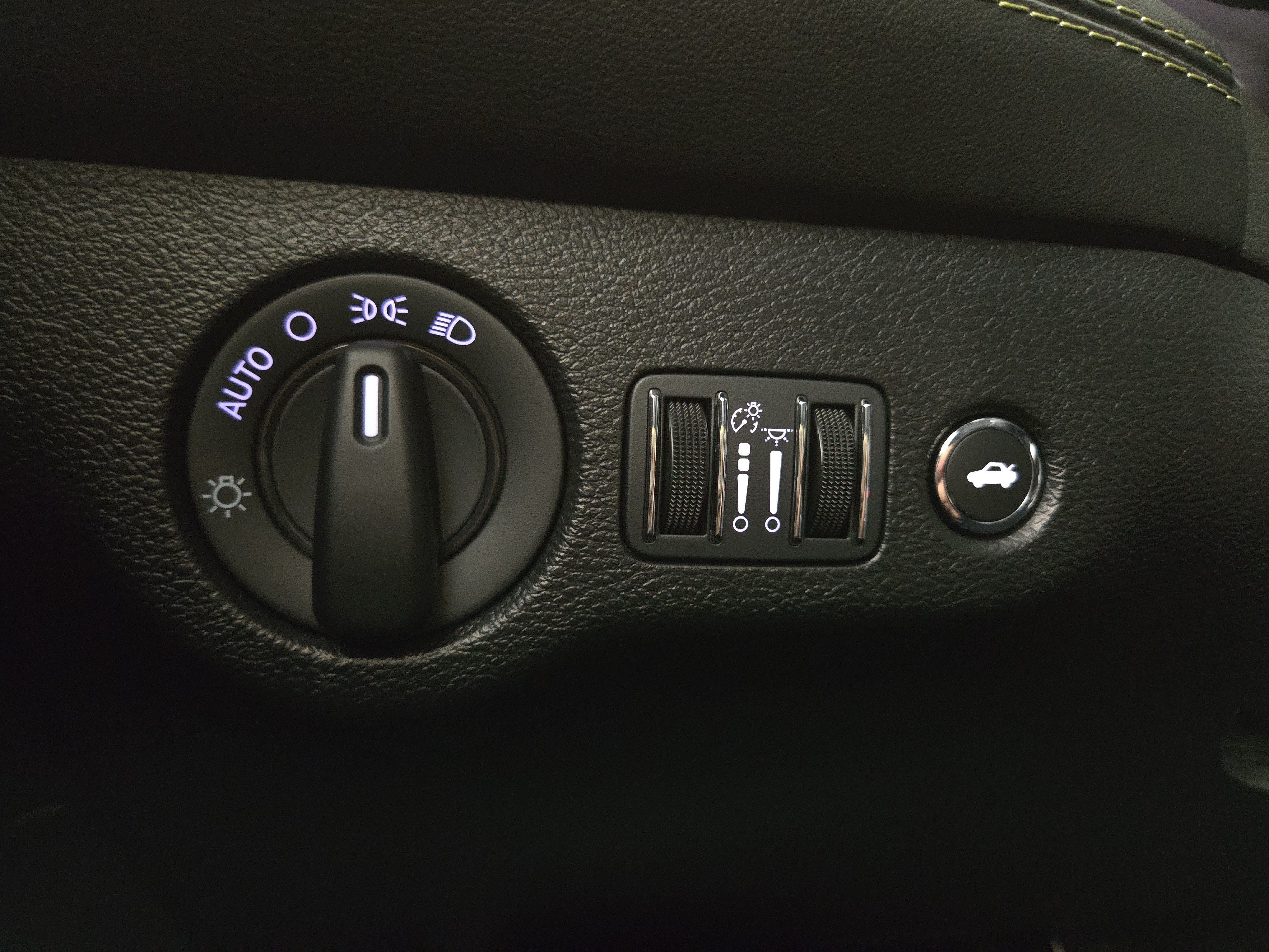 Certified 2023 Dodge Challenger R/T Scat Pack RWD image 26