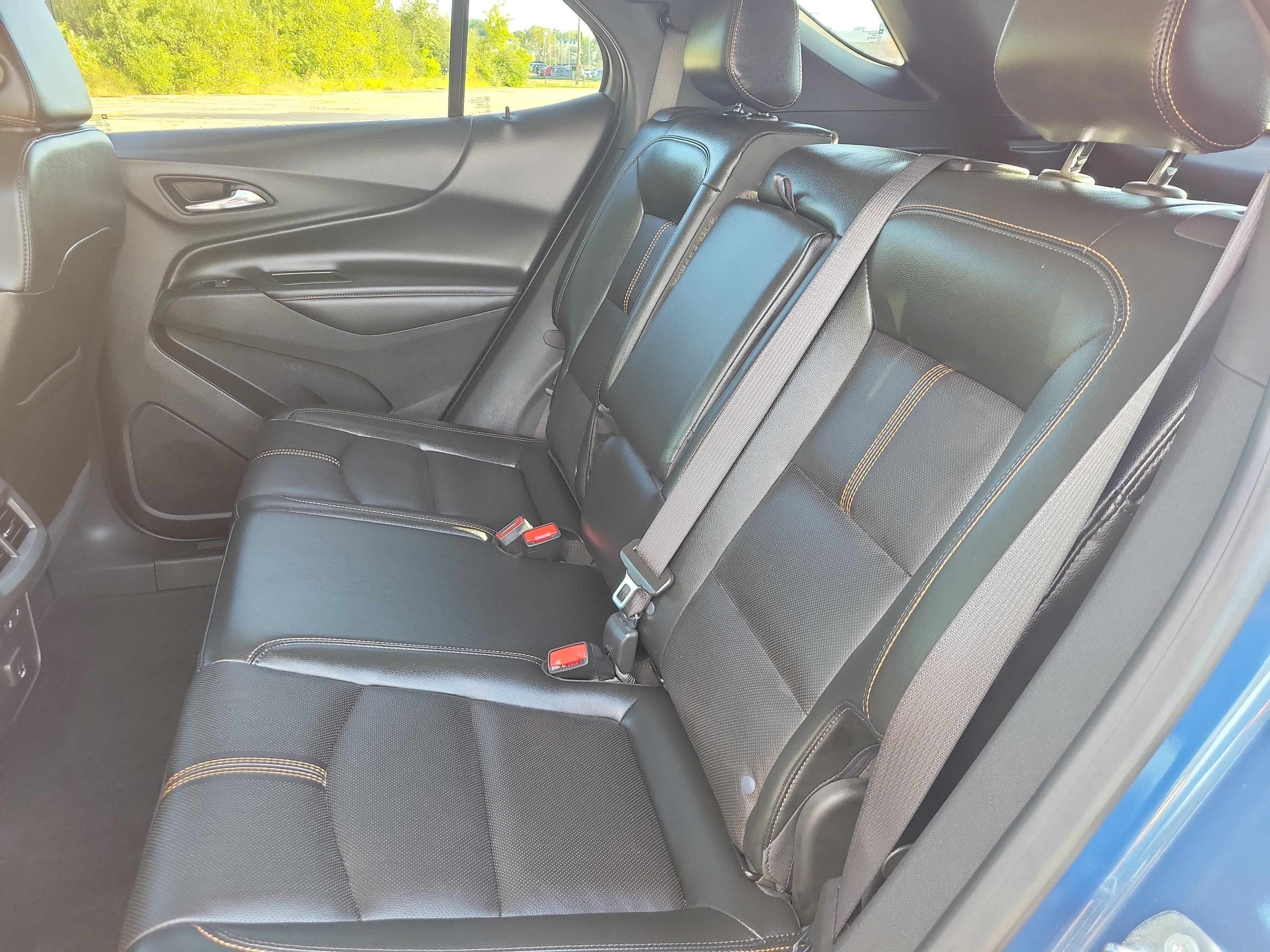 Used 2024 Chevrolet Equinox Premier AWD/4WD image 16