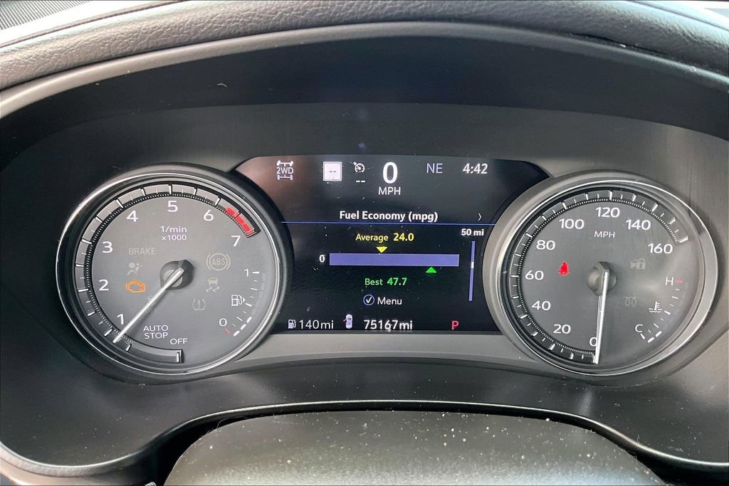 Used 2019 Cadillac XT4 Premium Luxury w/ Technology Package AWD/4WD image 29