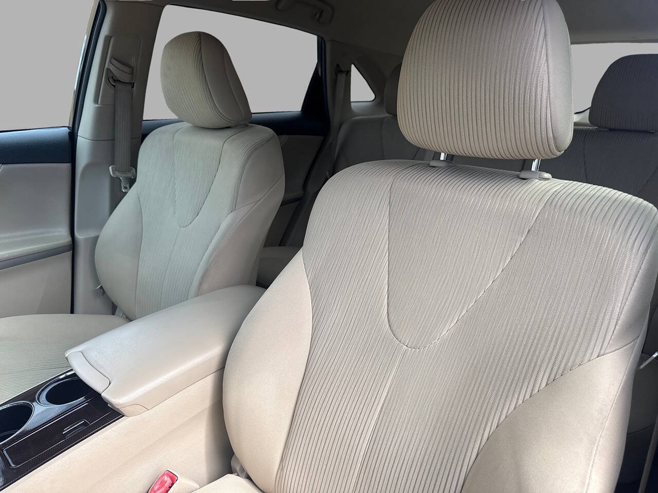Used 2011 Toyota Venza FWD image 15