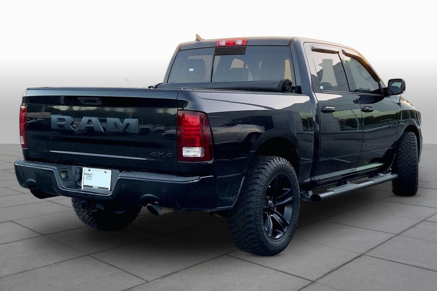 Used 2017 RAM 1500 Sport w/ Quick Order Package 26Q Night AWD/4WD image 12