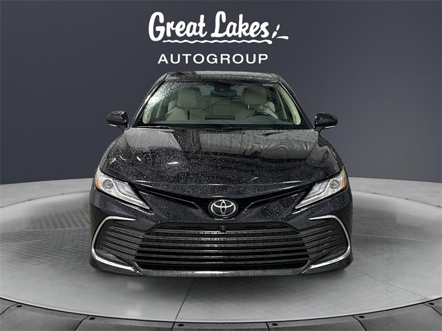 Used 2024 Toyota Camry XLE w/ Navigation Package image 8