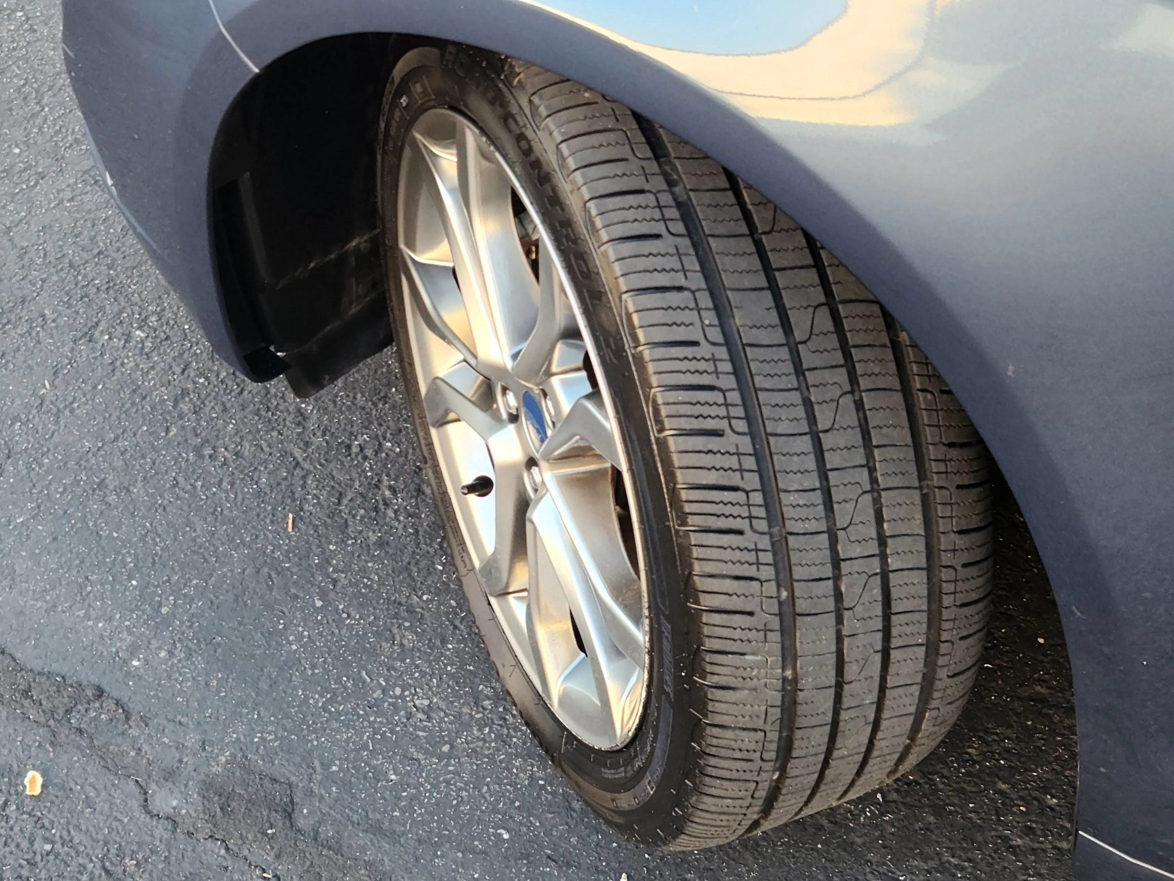 Used 2019 Ford Fusion SEL FWD image 6