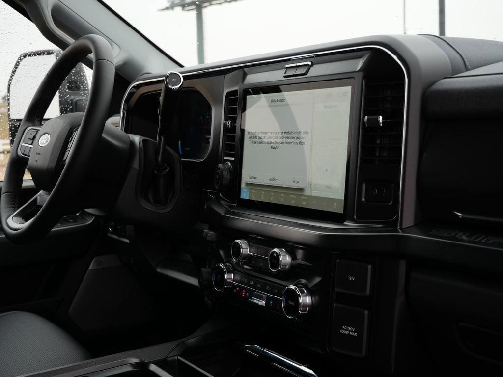 New 2026 Ford F250 Lariat w/ Black Appearance Package AWD/4WD image 20