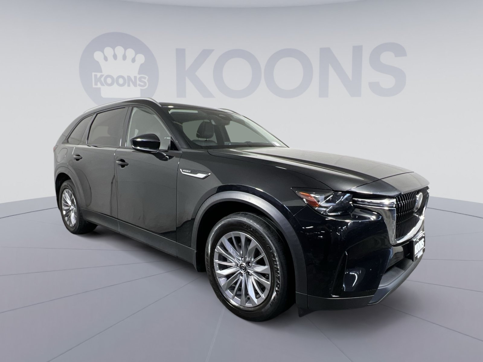 Used 2024 MAZDA CX-90 Plug-In Hybrid w/ Preferred AWD/4WD image 2
