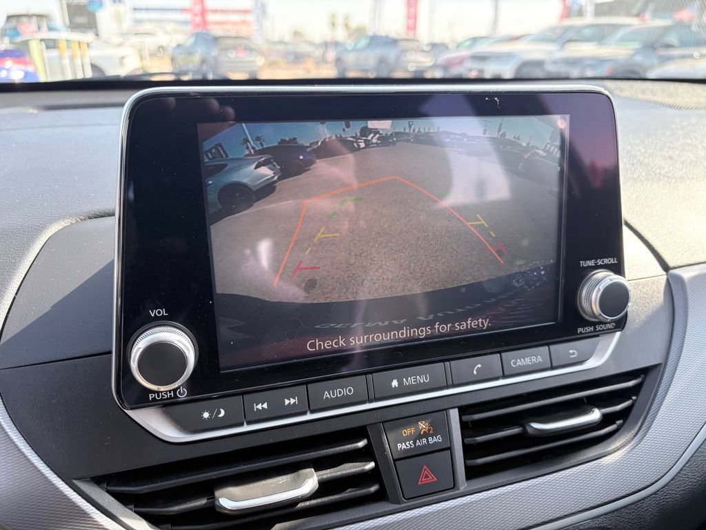 Used 2024 Nissan Altima 2.5 SR FWD image 17