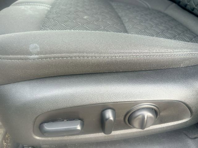 Used 2021 Chevrolet Blazer LT FWD image 16