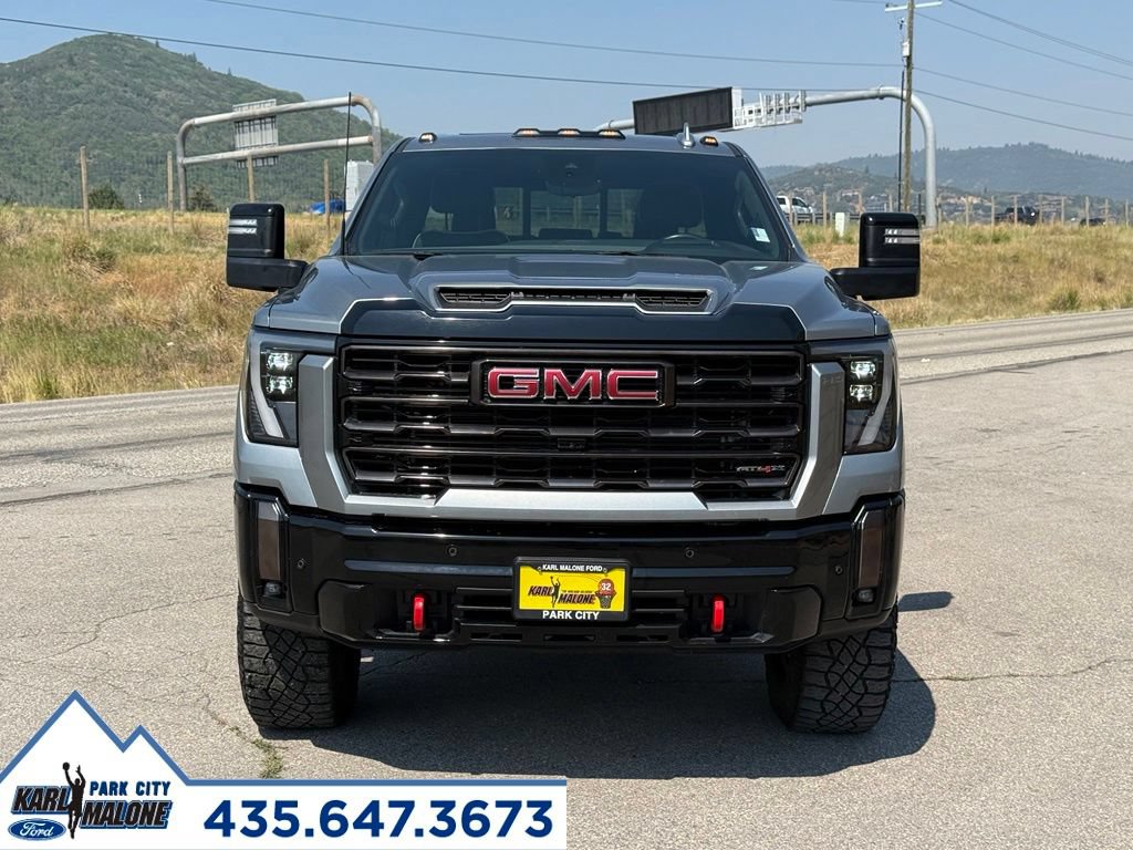 Used 2024 GMC Sierra 2500 AT4X AWD/4WD image 9