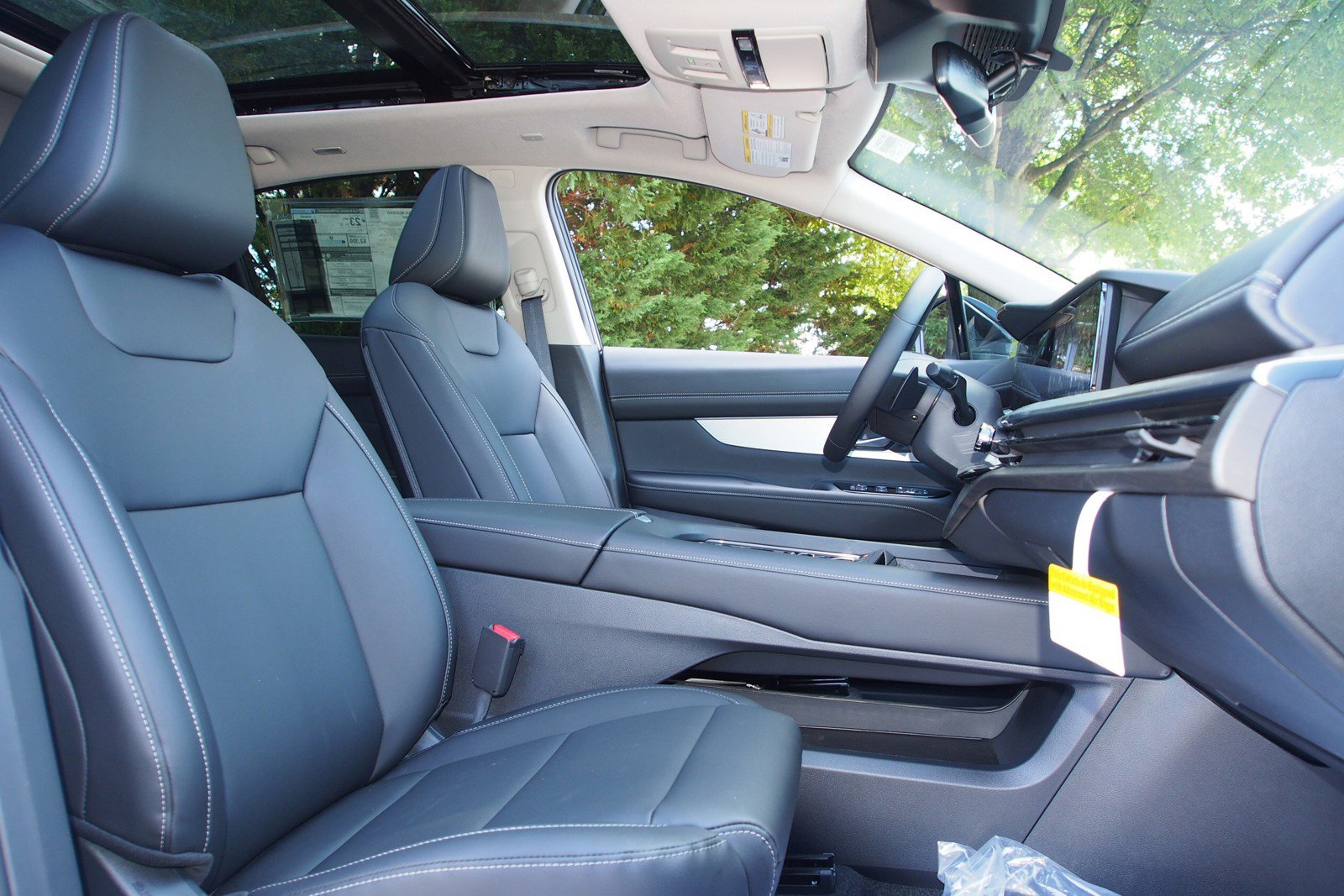 Used 2025 Nissan Murano SL w/ Cargo Package image 11
