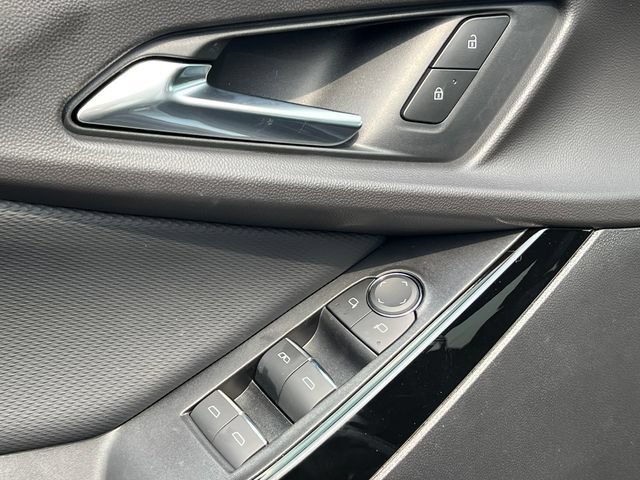 New 2027 Chevrolet Equinox RS FWD image 14