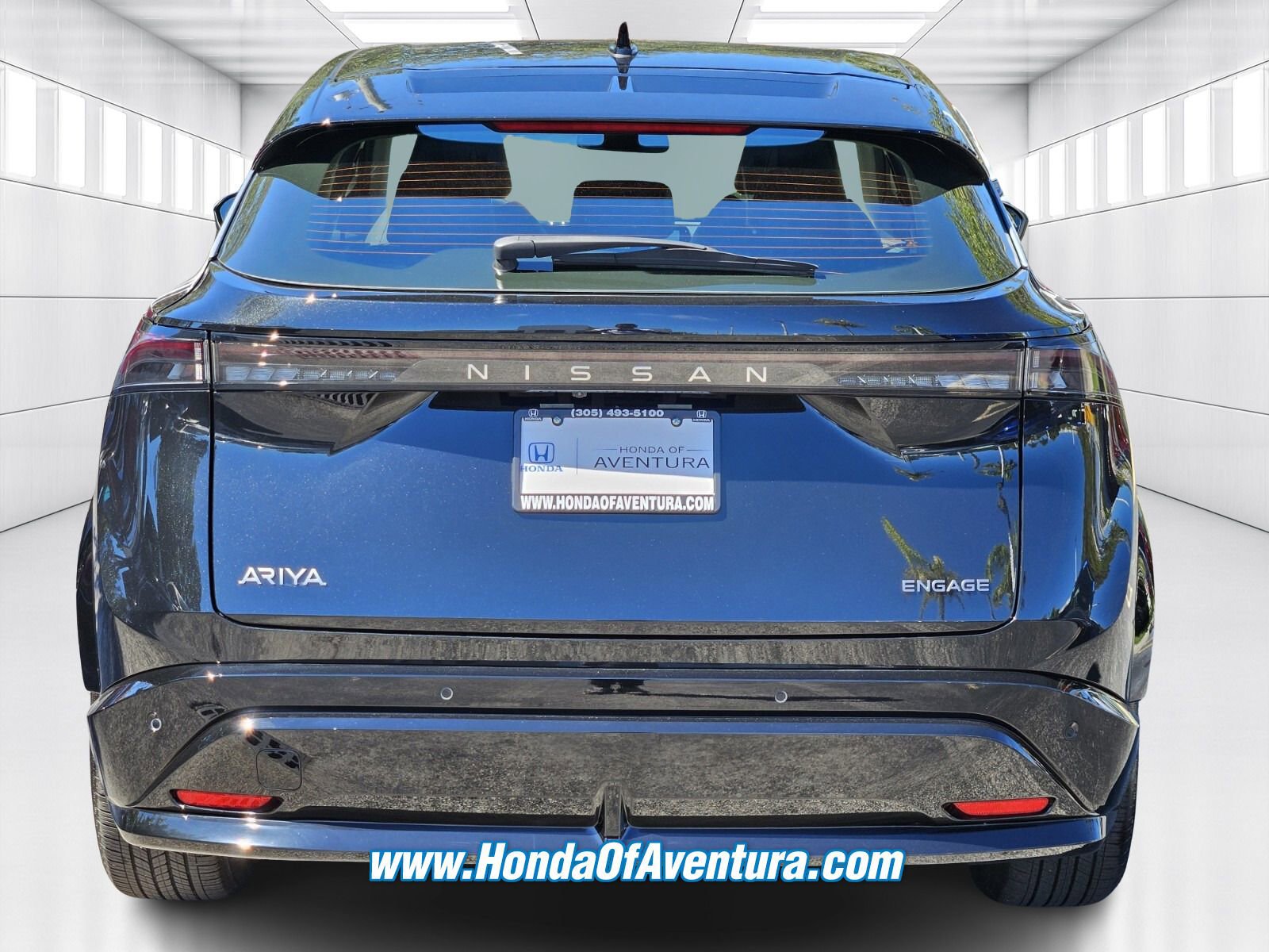 Used 2024 Nissan Ariya FWD image 3