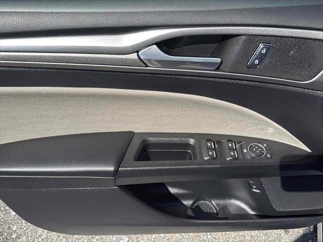 Used 2018 Ford Fusion S image 10