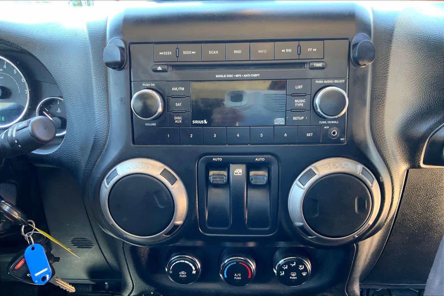 Used 2014 Jeep Wrangler Sport w/ Quick Order Package 23S AWD/4WD image 7