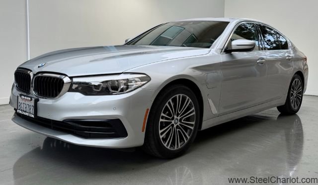 Used 2019 BMW 530e w/ Premium Package image 10