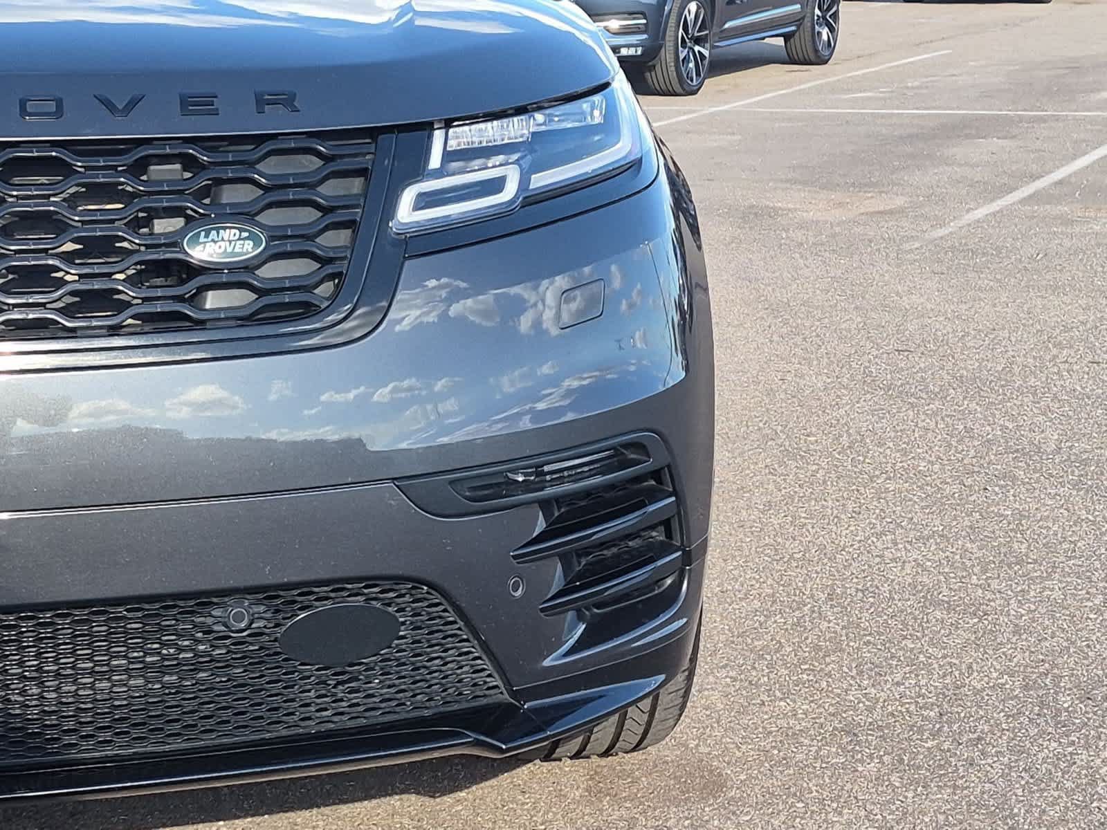 Used 2021 Land Rover Range Rover Velar R-Dynamic S AWD/4WD image 10