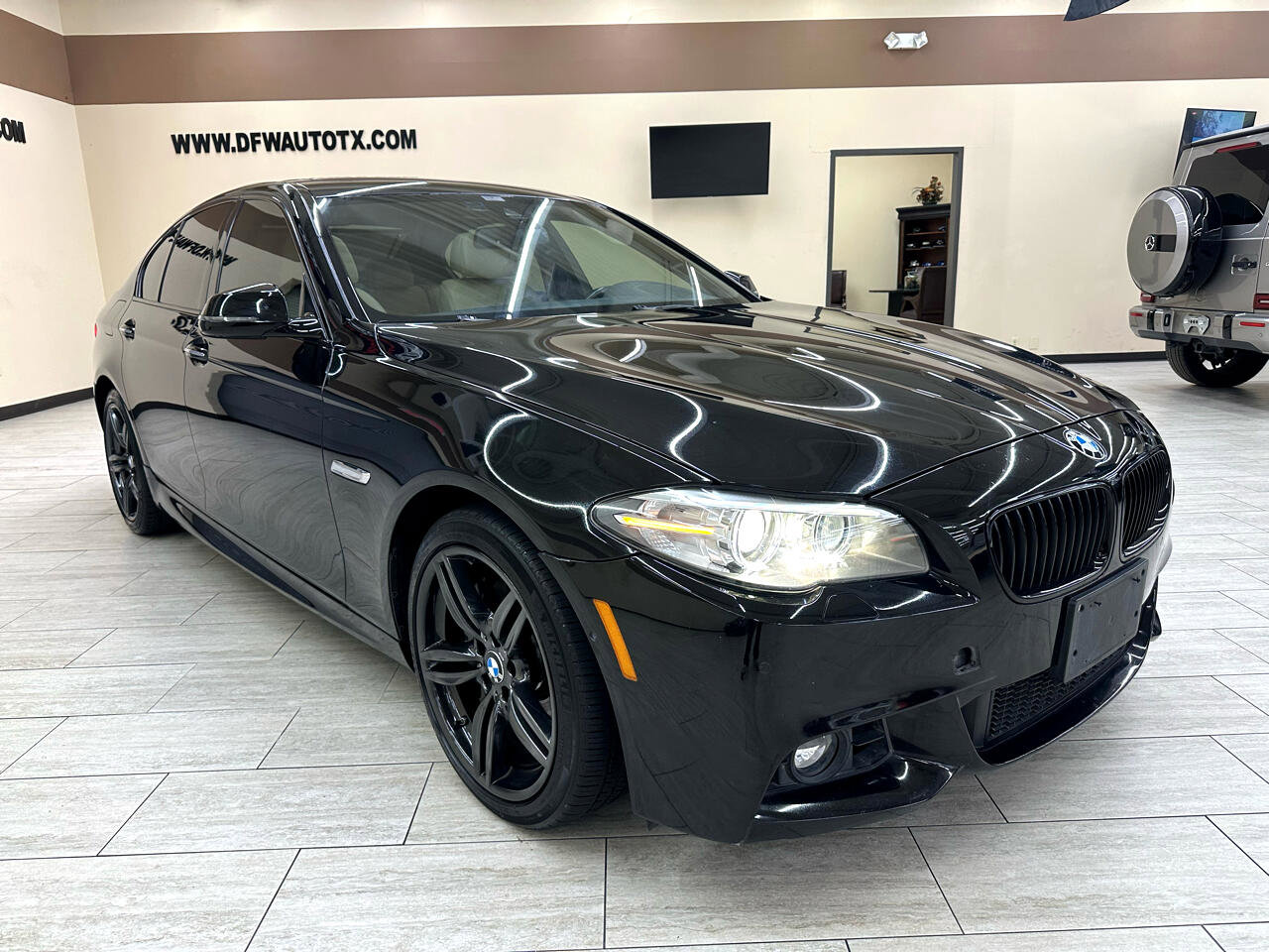 Used 2014 BMW 550i Sedan RWD image 5