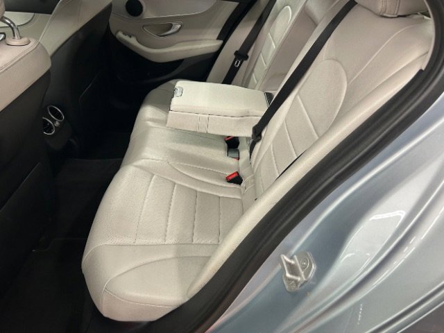 Used 2015 Mercedes-Benz C 300 Sport image 12