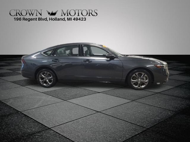 Used 2023 Honda Accord EX-L image 2