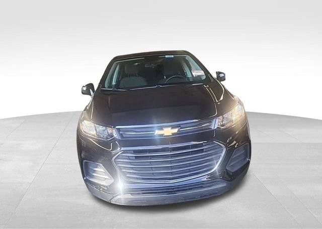 Used 2021 Chevrolet Trax LS w/ Tint and Cruise Package image 11