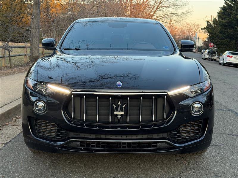 Used 2020 Maserati Levante image 2