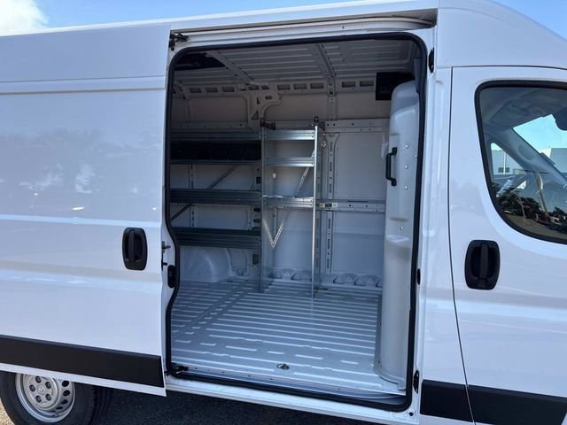 New 2025 RAM ProMaster 1500 w/ Convenience Group image 3