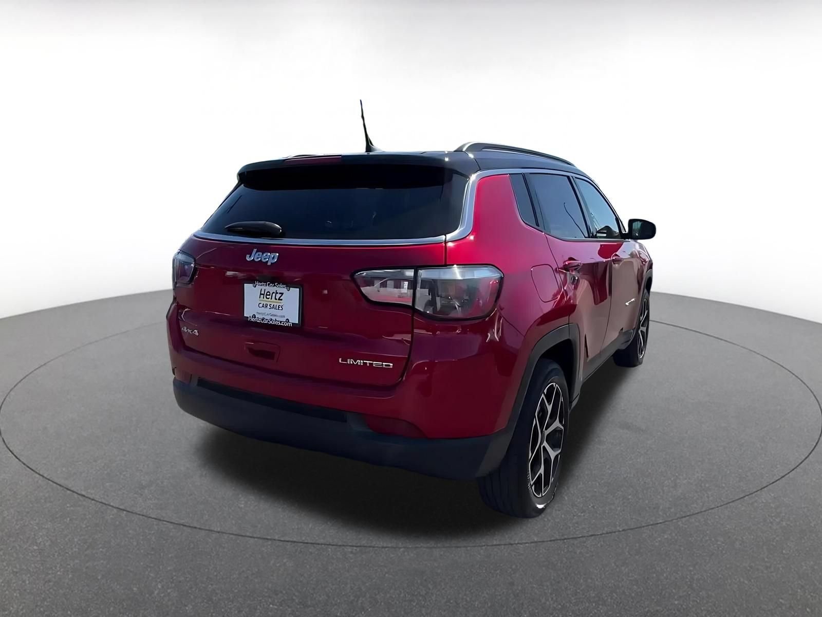Used 2025 Jeep Compass Limited AWD/4WD image 14