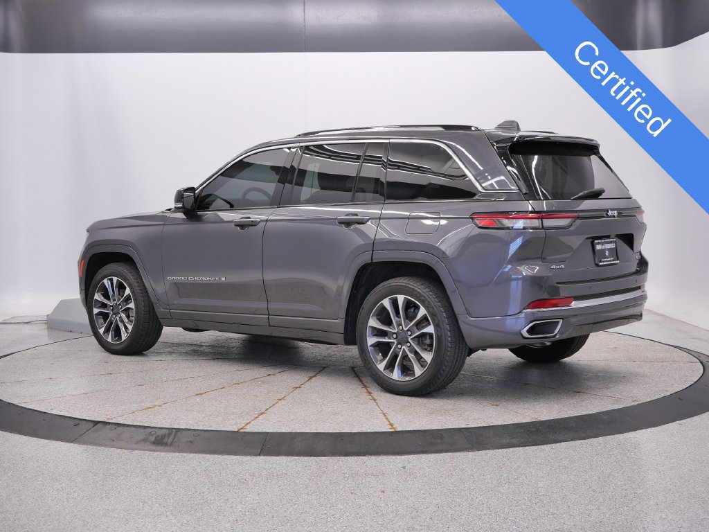 Used 2023 Jeep Grand Cherokee Overland AWD/4WD image 3