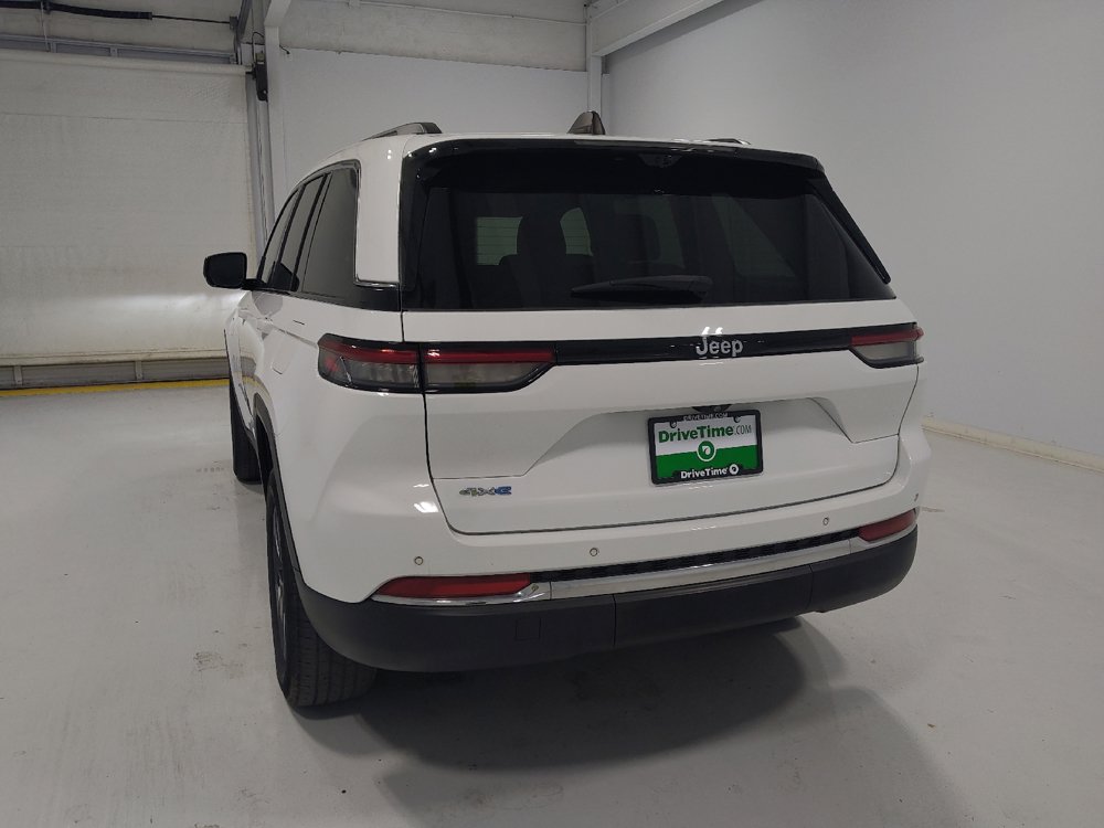 Used 2022 Jeep Grand Cherokee Limited 4xe w/ Luxury Tech Group II AWD/4WD image 6