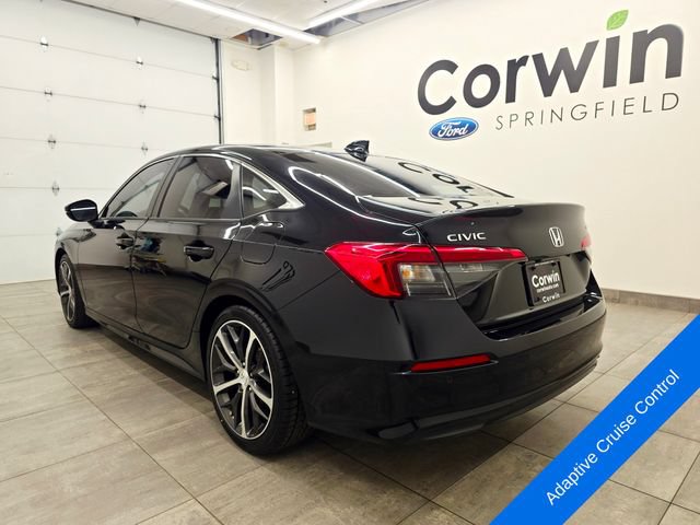 Used 2022 Honda Civic Touring image 3