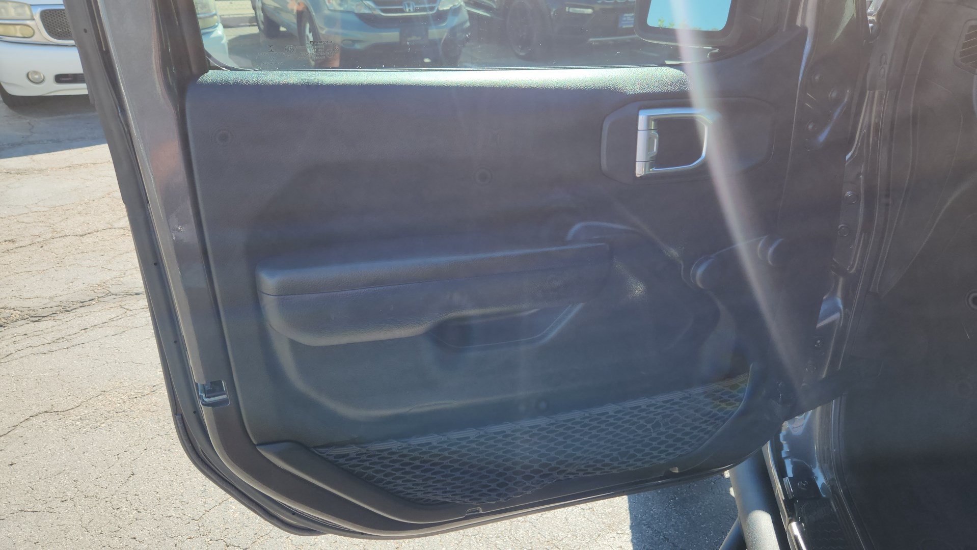 Used 2022 Jeep Wrangler Sport AWD/4WD image 17