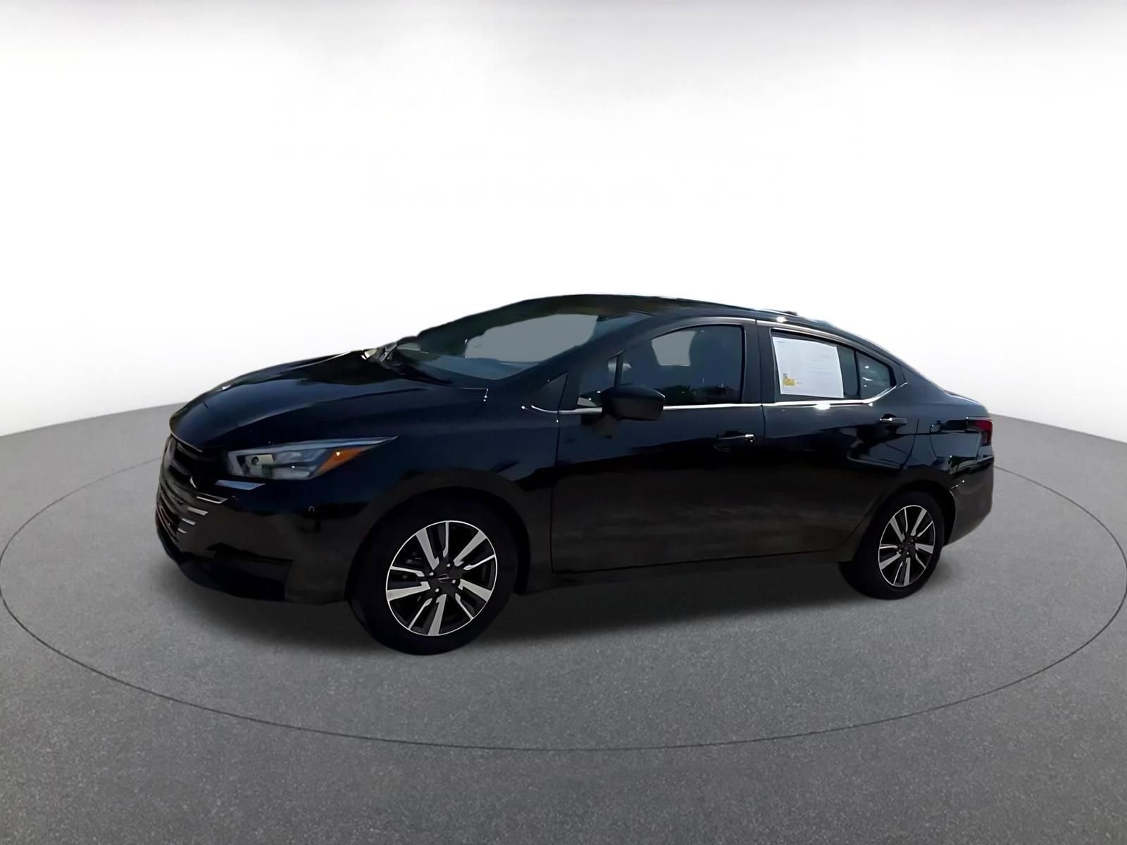 Used 2025 Nissan Versa SV FWD image 8