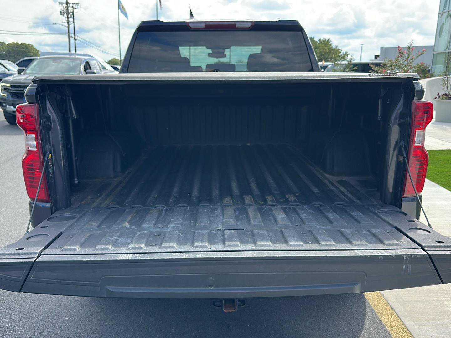 Used 2023 Chevrolet Silverado 1500 Custom AWD/4WD image 14