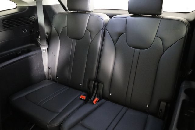 Used 2022 Kia Sorento EX w/ Panoramic Sunroof Package FWD image 17