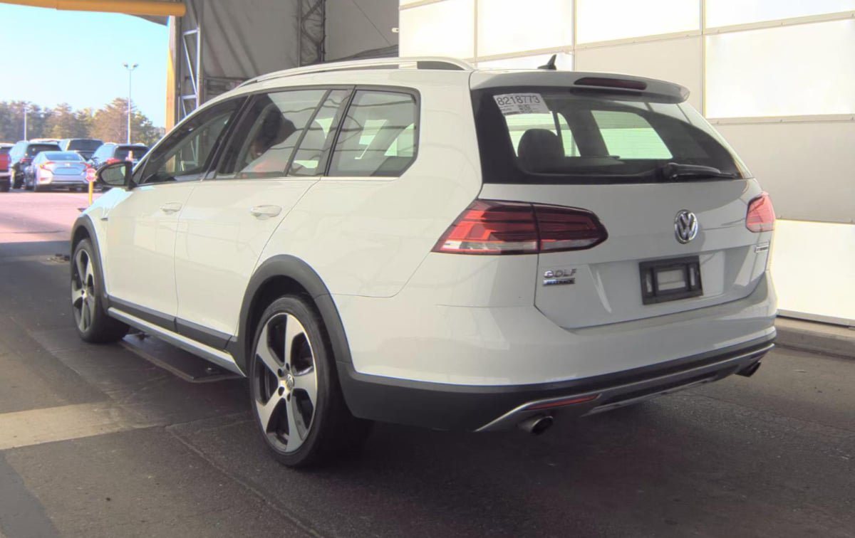 Used 2019 Volkswagen Golf Alltrack SE AWD/4WD image 4